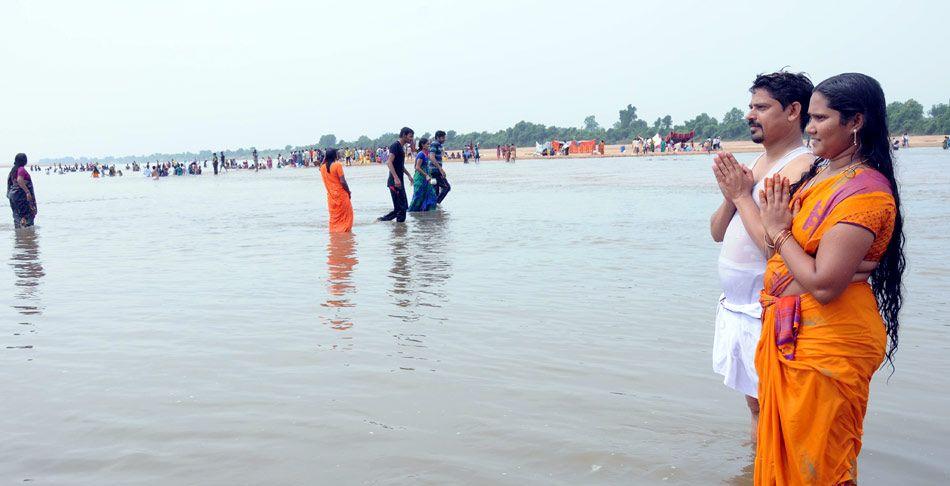 Godavari Maha Pushkaram 3rd Day Photos