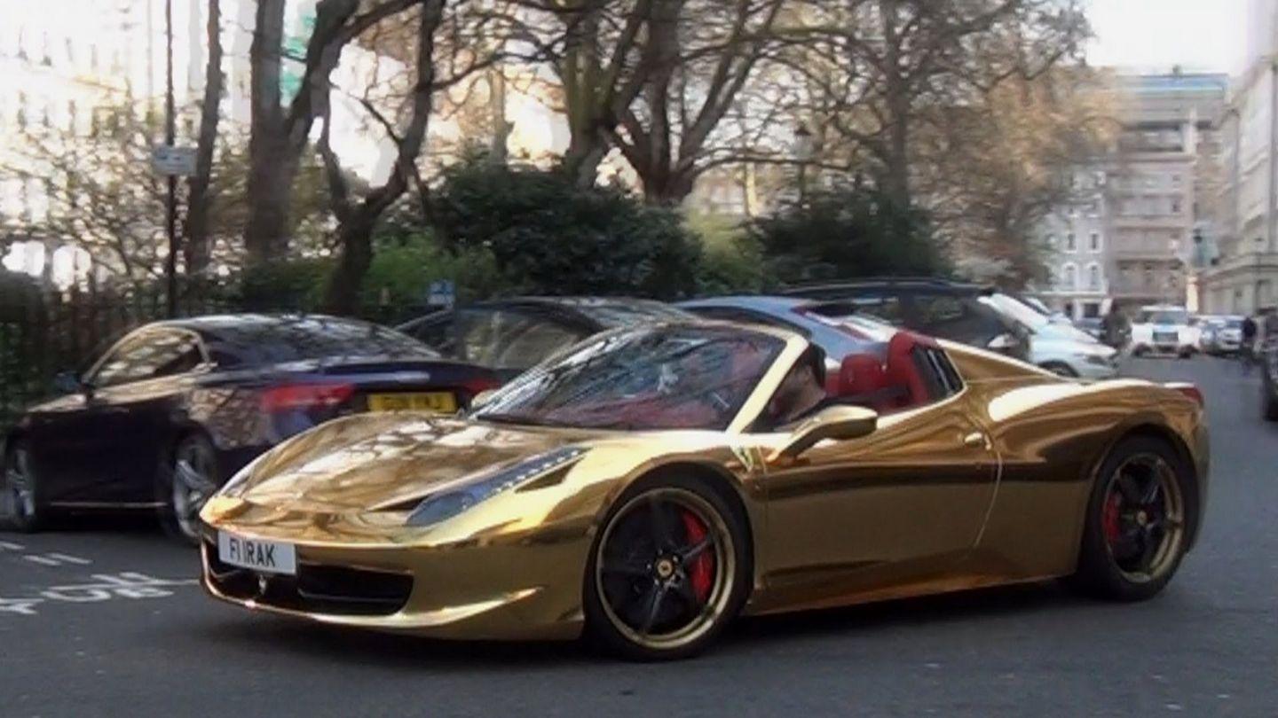 Gold Ferrari 458 Spider Stills