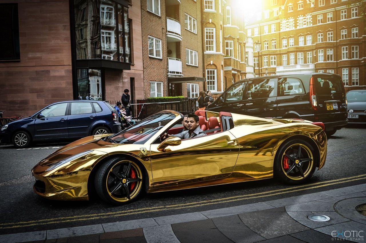 Gold Ferrari 458 Spider Stills