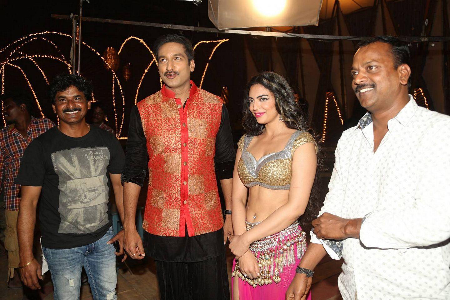 Gopichand Soukyam Movie Special Item Song Stills