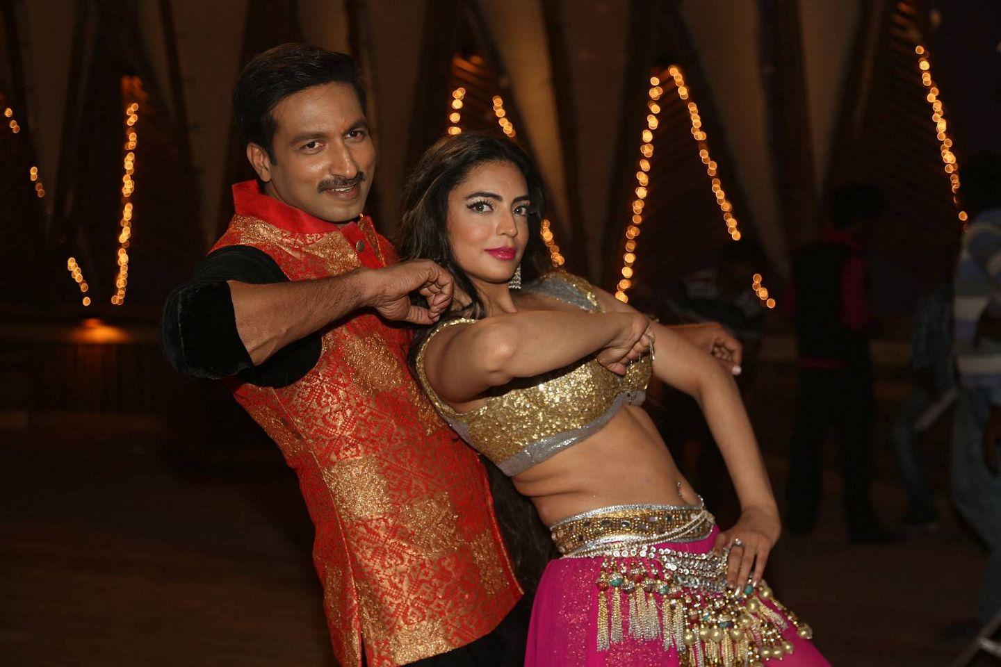 Gopichand Soukyam Movie Special Item Song Stills