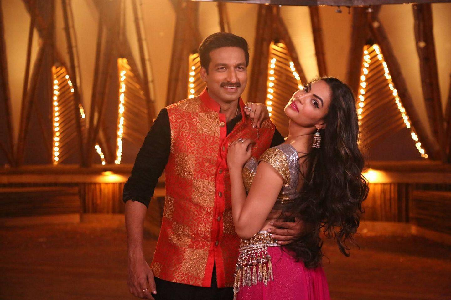 Gopichand Soukyam Movie Special Item Song Stills