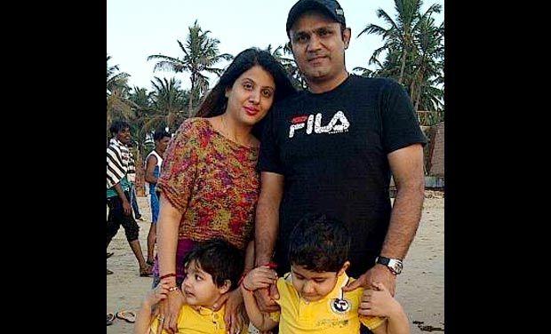 Great Cricketers with their Family rare pics