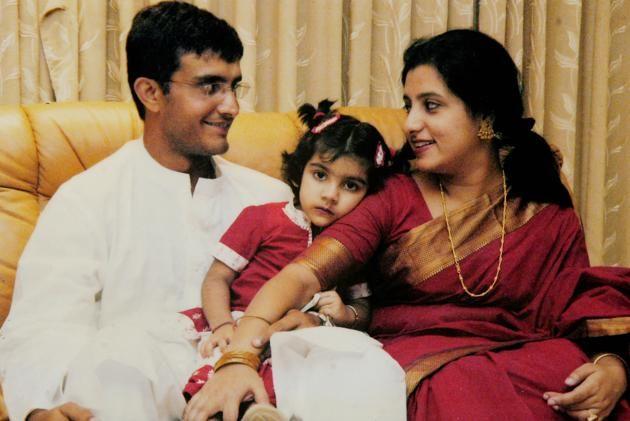Great Cricketers with their Family rare pics