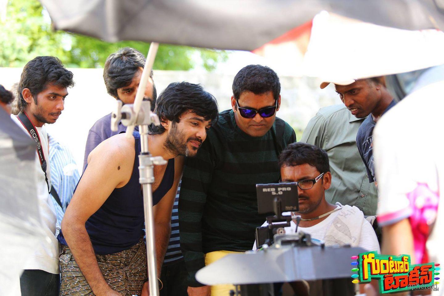 Guntur Talkies Movie working Stills