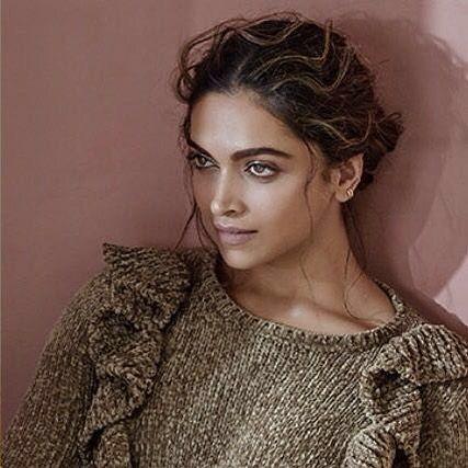 Deepika Padukone: 90 Rare & Unseen Photos Collection!