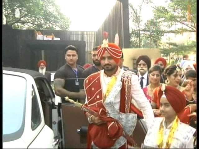 Harbhajan Singh & Geeta Basra's Wedding Exclusive Photos