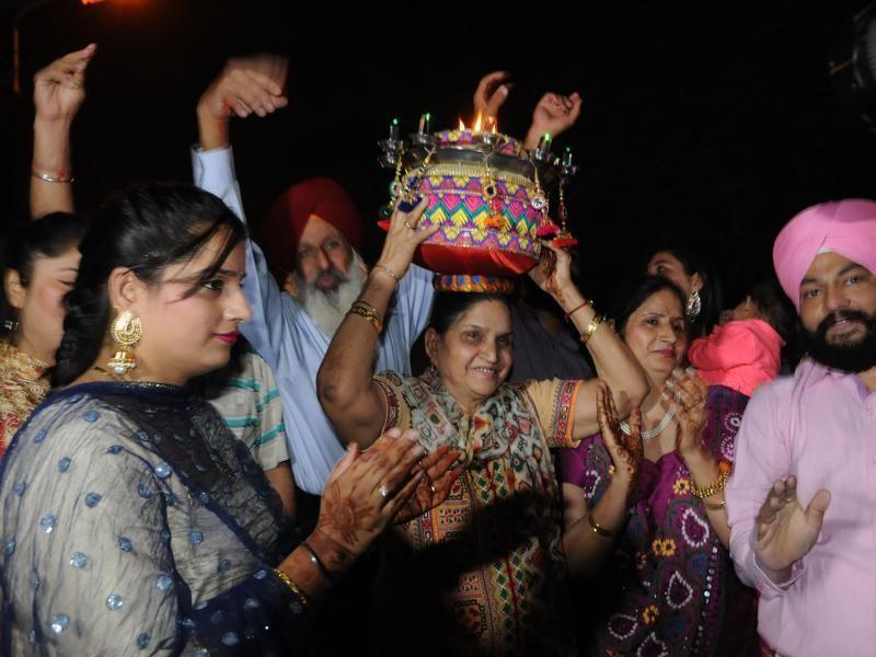 Harbhajan Singh & Geeta Basra's Wedding Exclusive Photos
