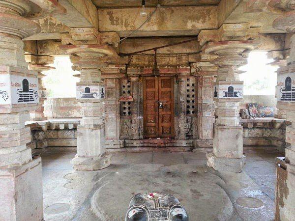 Historic Domakonda Fort Photos