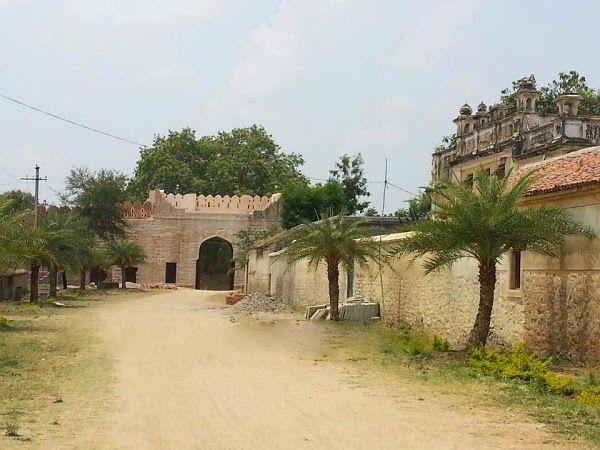 Historic Domakonda Fort Photos