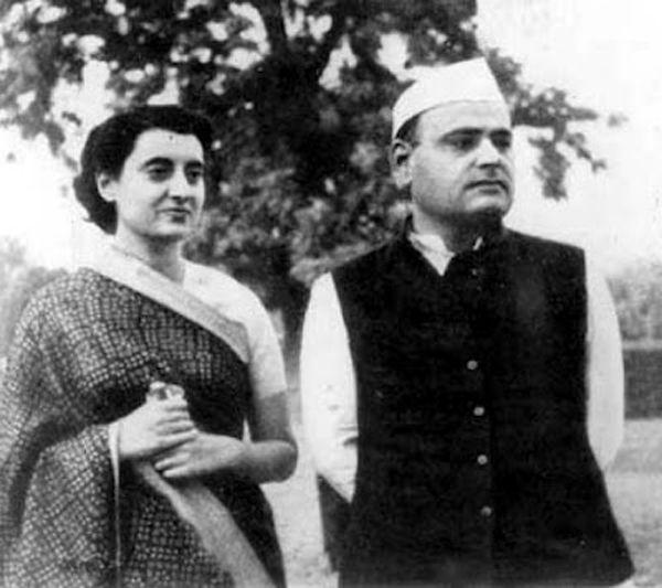 Indira Gandhi Rare & Unseen Photos