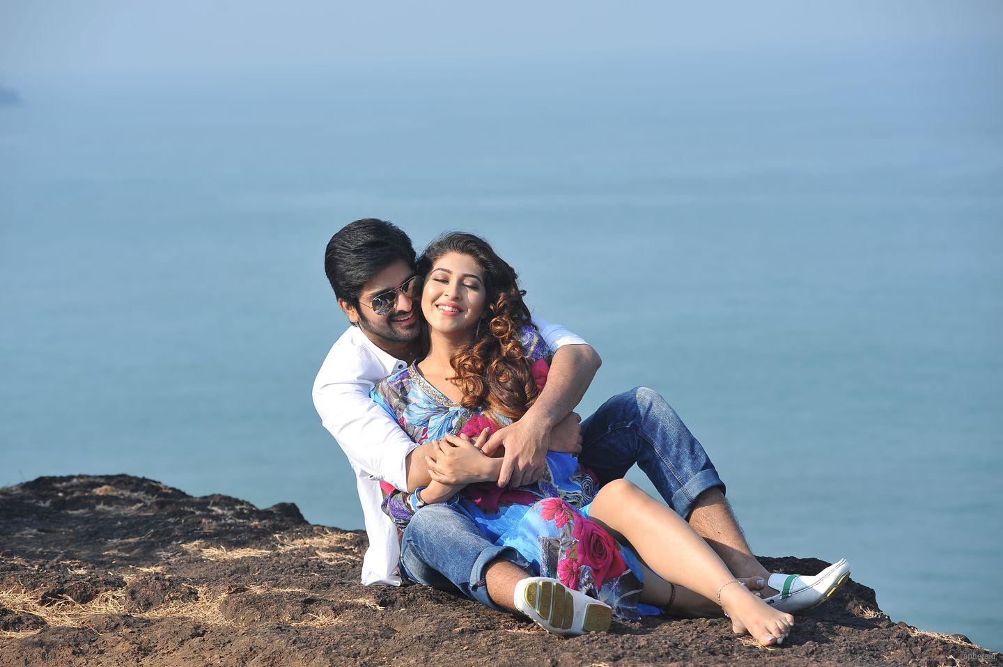 Jaadoogadu Movie Pics