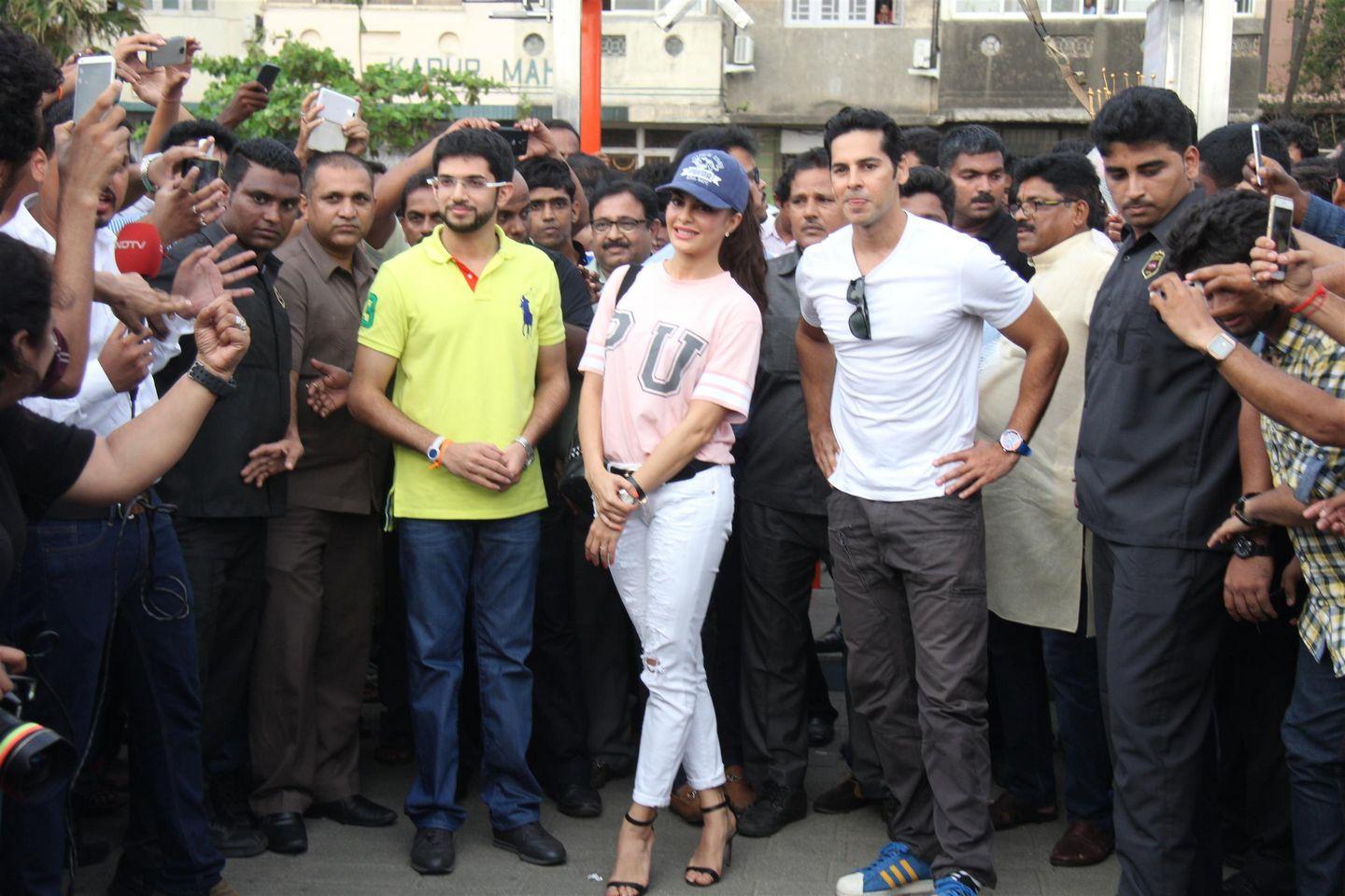Jacqueline Fernandez Inaugurated Gym