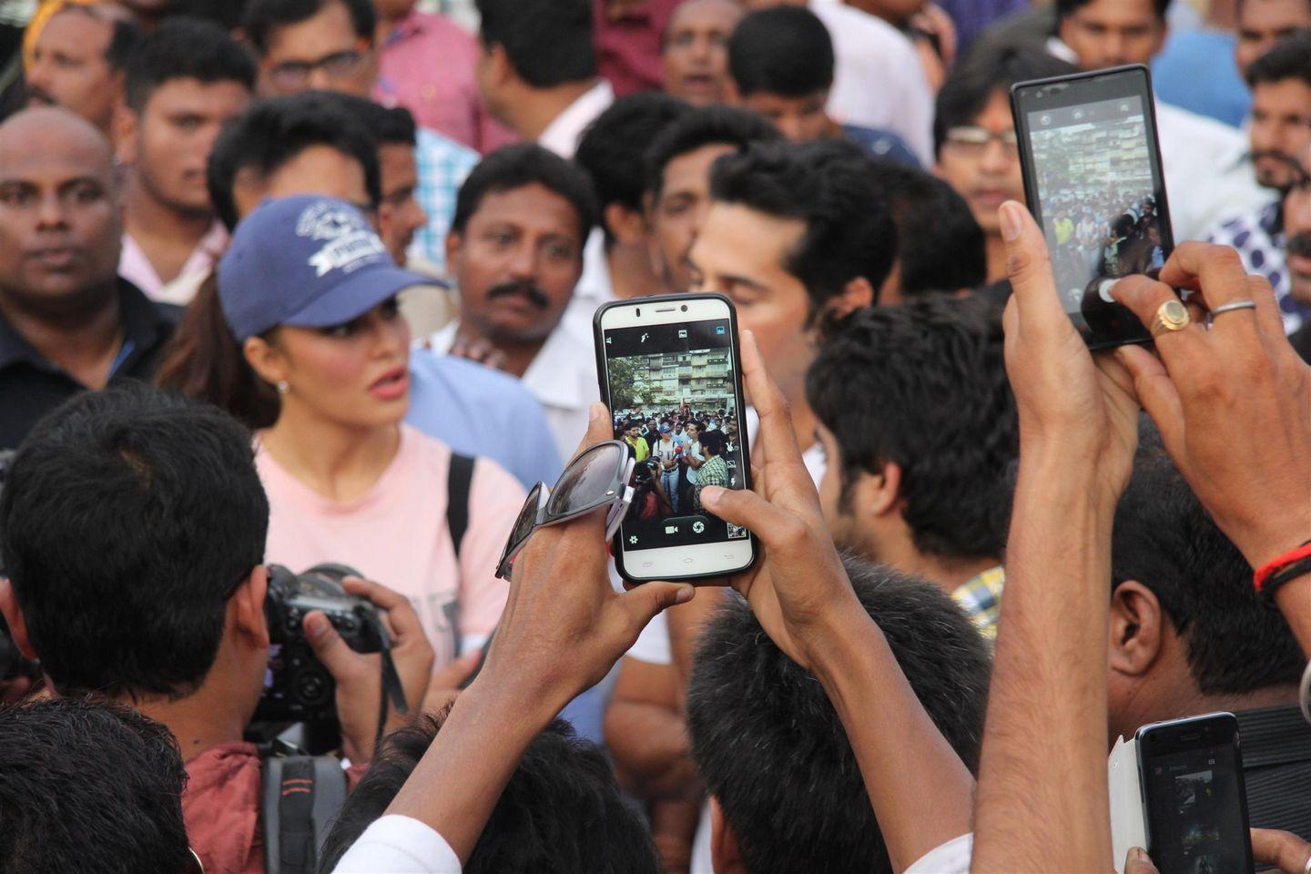 Jacqueline Fernandez Inaugurated Gym