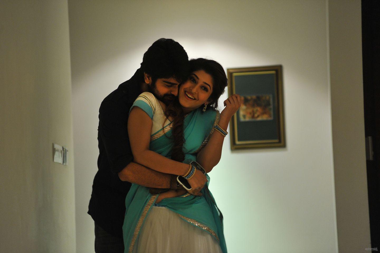 Jadoogadu Movie Pics