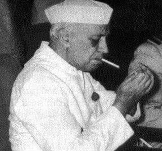 Unseen Nehru Rare images