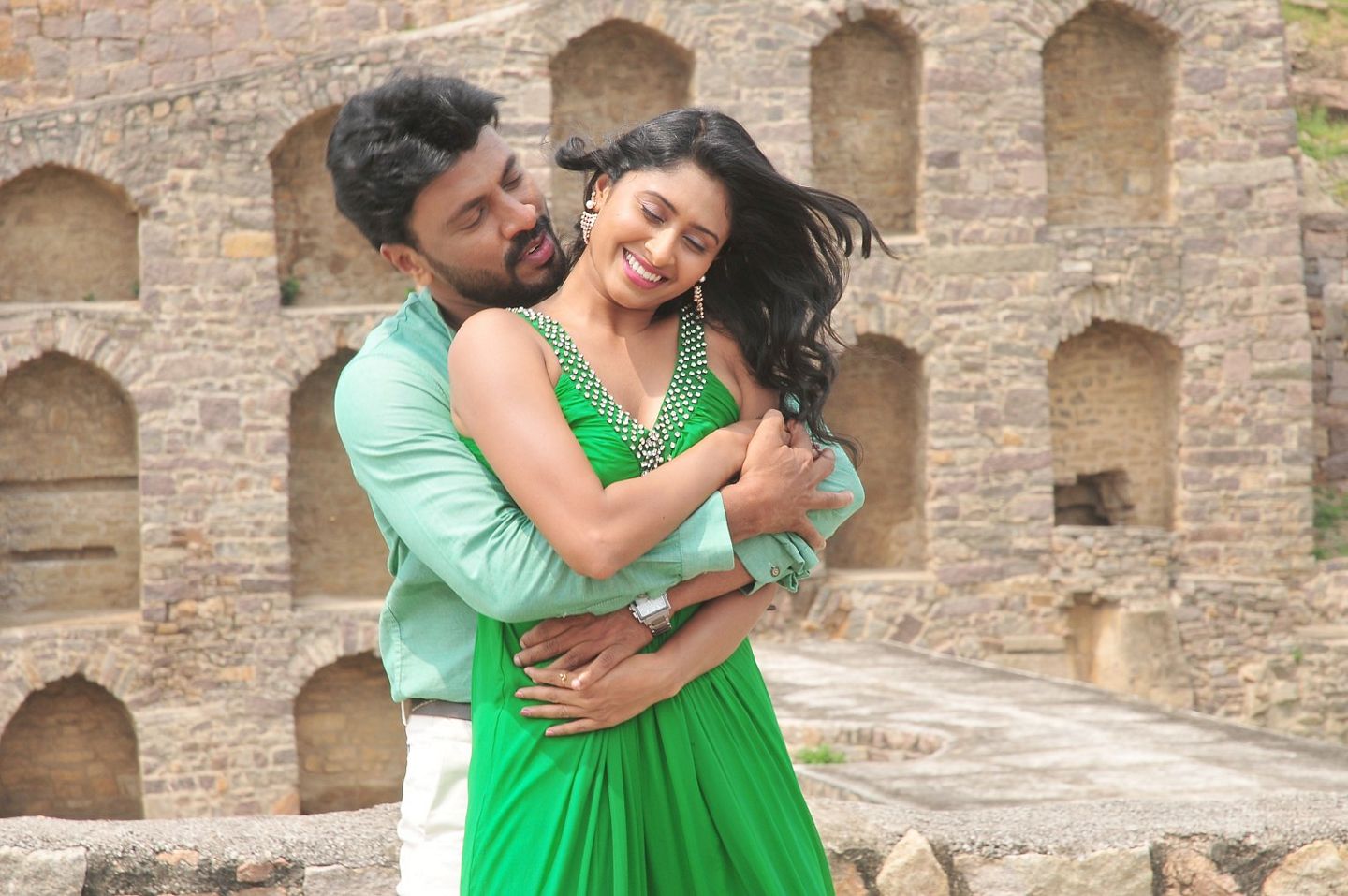 Kadhalagathi Movie Working Stills