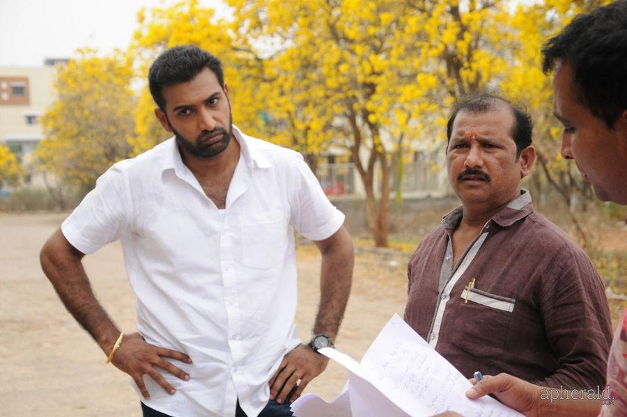 Kakateeyudu Movie Stills