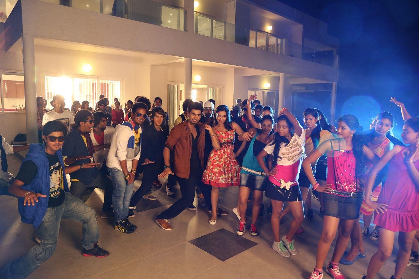 Kanithan Movie Stills
