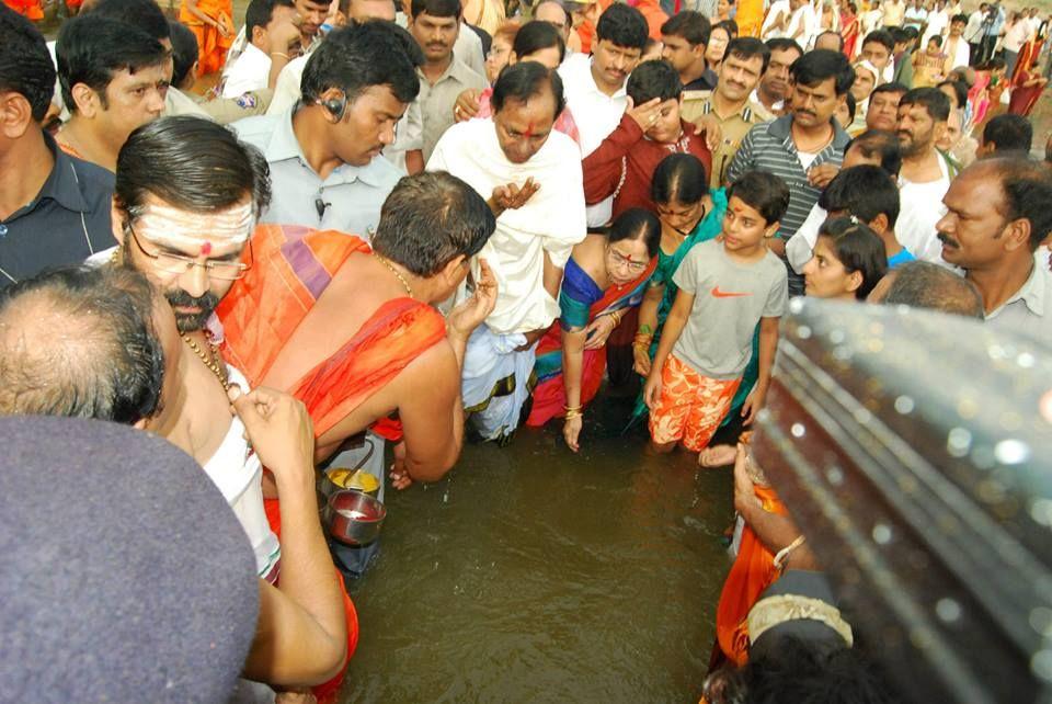 KCR at Godavari Maha Pushkaralu in Karimnagar district