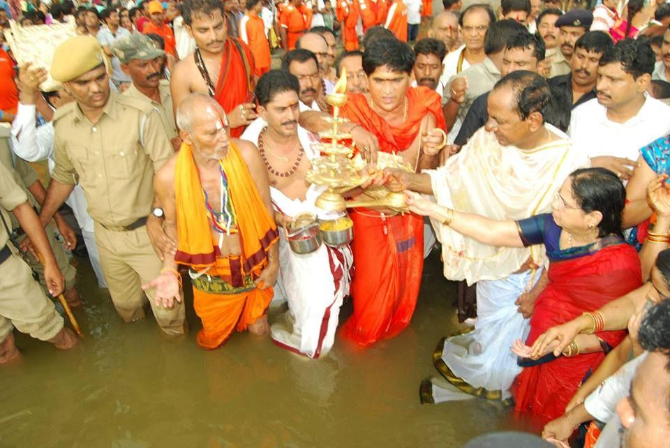 KCR at Godavari Maha Pushkaralu in Karimnagar district