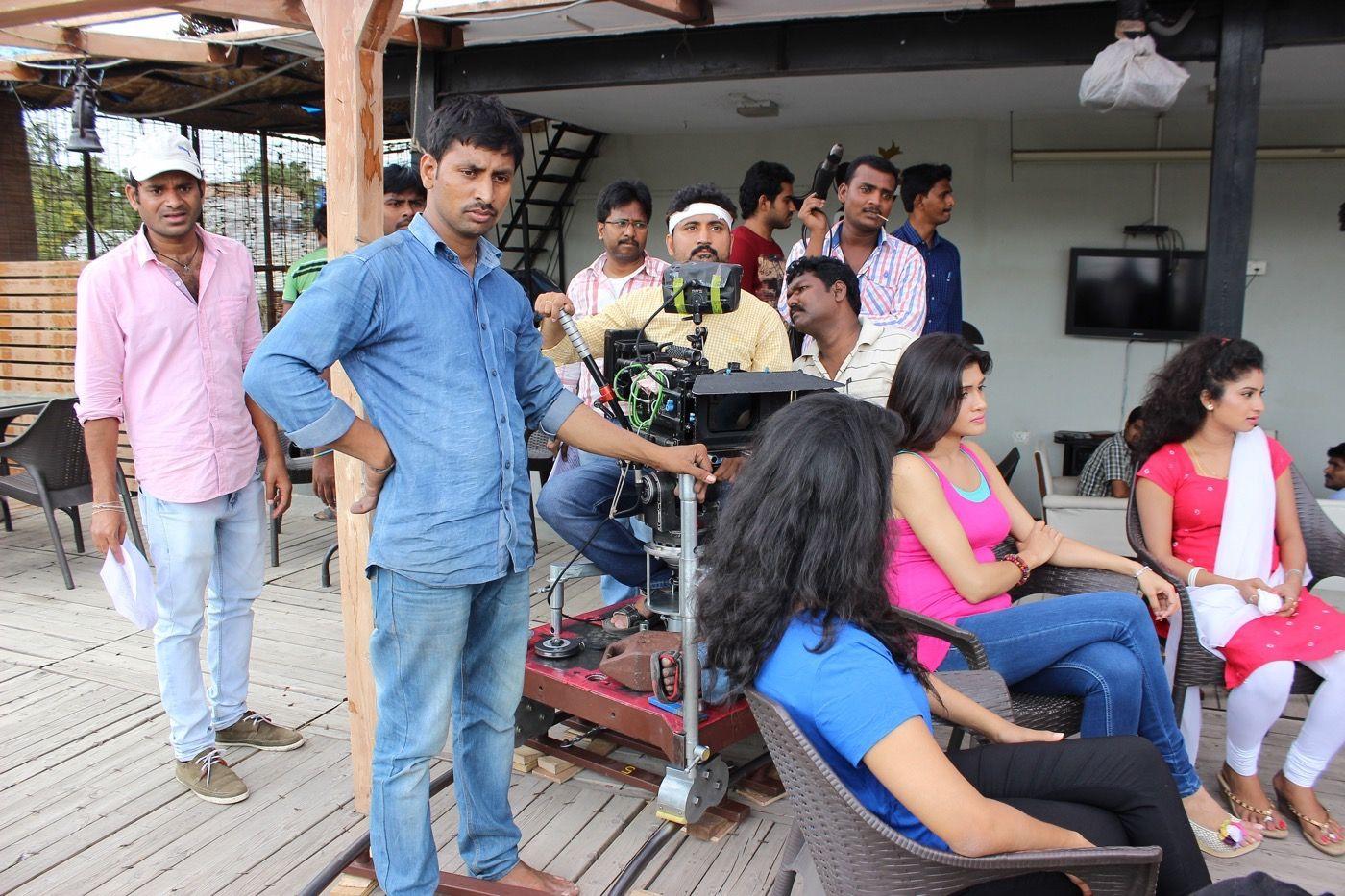 Kotha Kothaga Unnadi Movie Working Stills