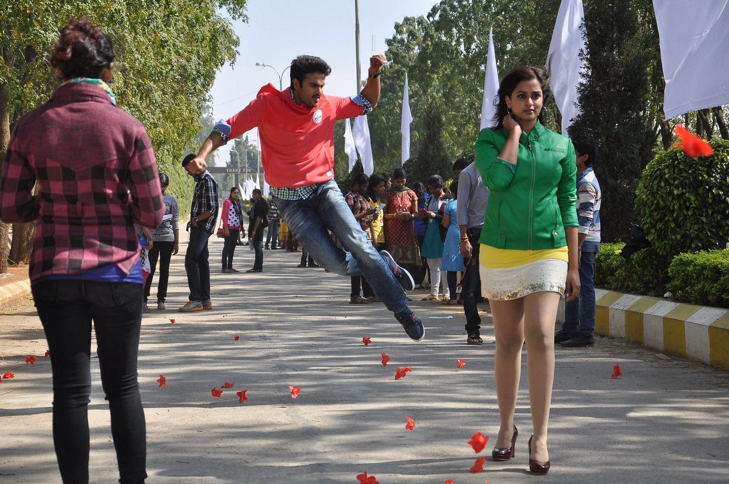 Krishnamma Kalipindi Iddarini Movie Stills