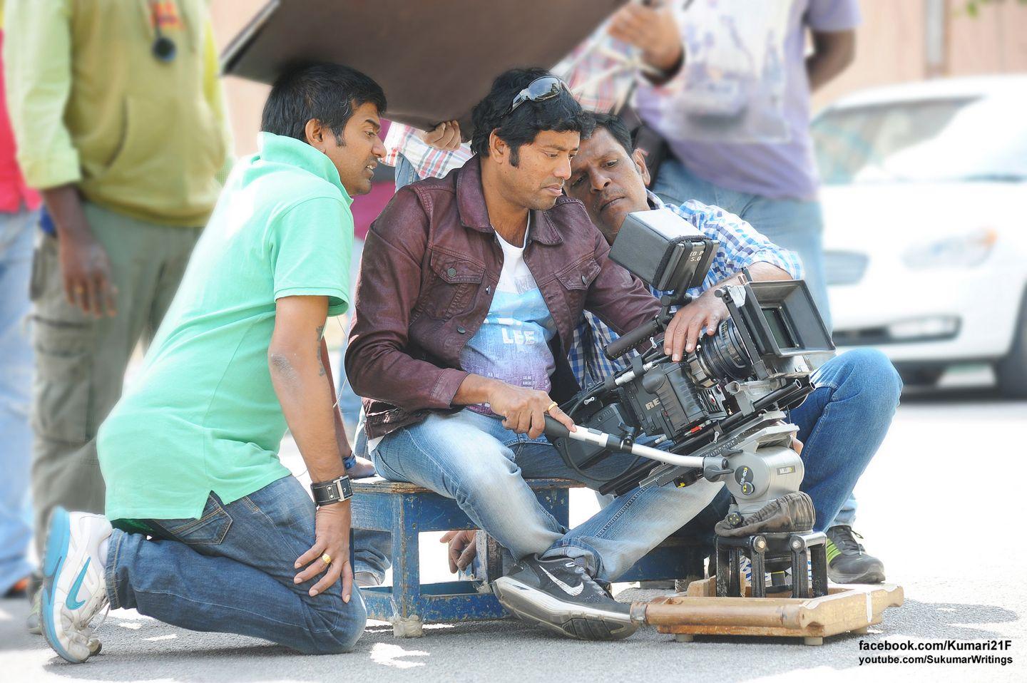 Kumari 21 F Movie Working Stills