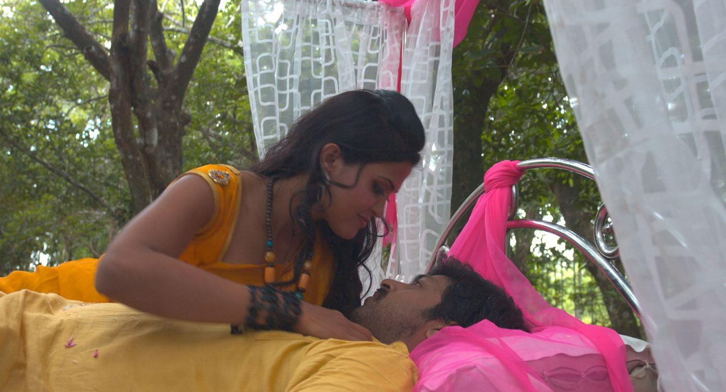 Kutram Nadanthathu Enna Movie Stills