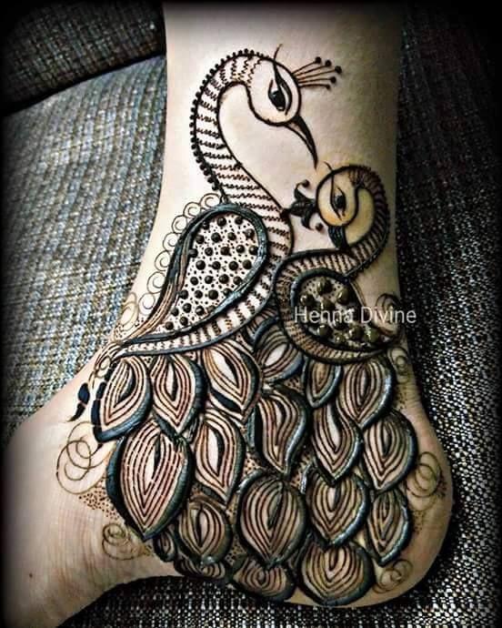 Latest Beautiful Mehendi Designs Photos