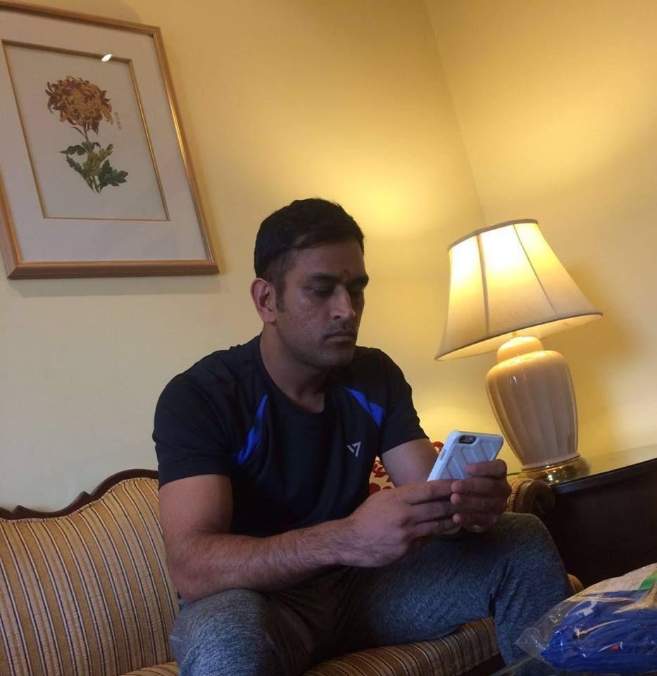 Mahender Singh Dhoni Rare Pics