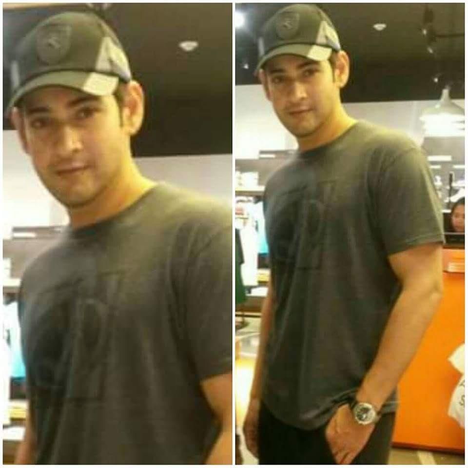 Mahesh Babu With His Family At Malaysia