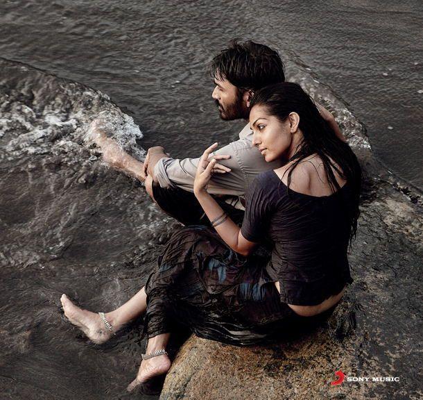 Mariyaan Movie Stills