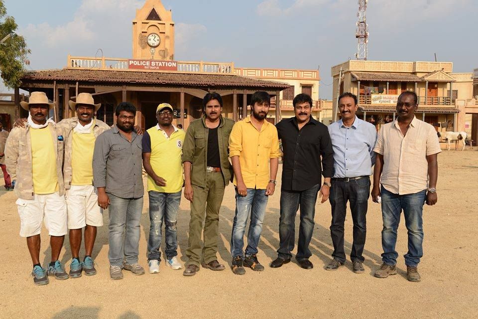 Megastar Chiranjeevi on the sets of Sardaar Gabbar Singh