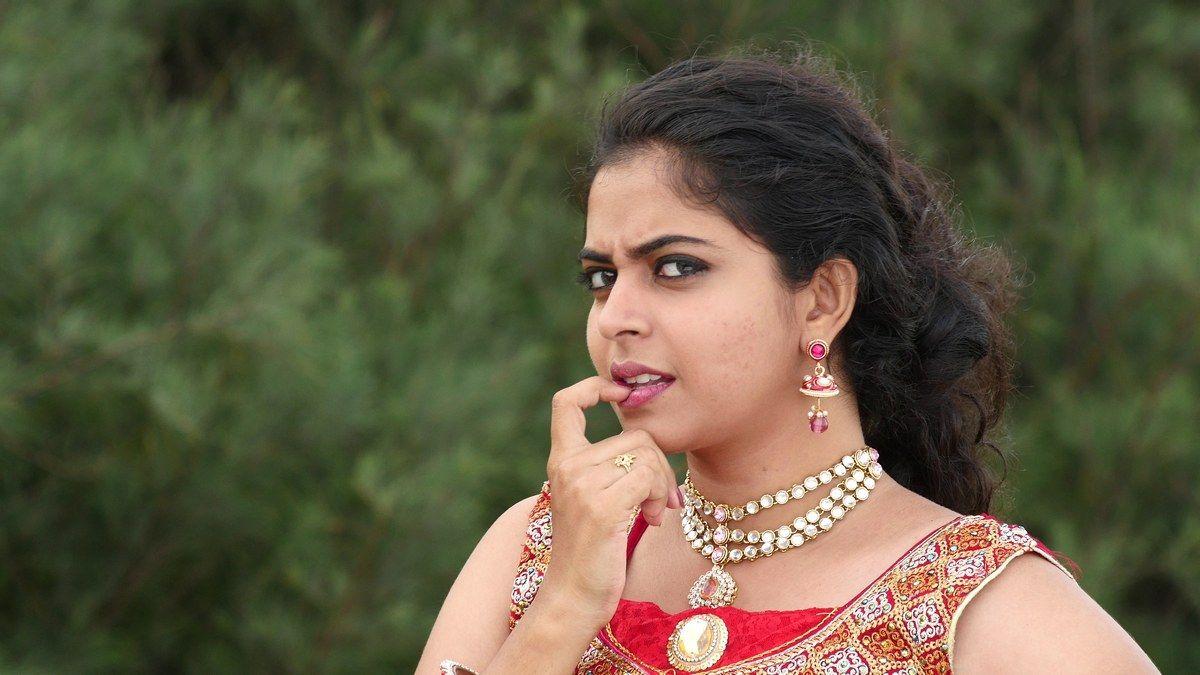 Money Tamil Movie Photos