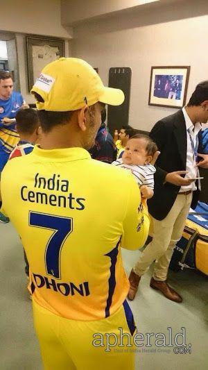 Ms Dhoni Daughter Ziva Dhoni Photos