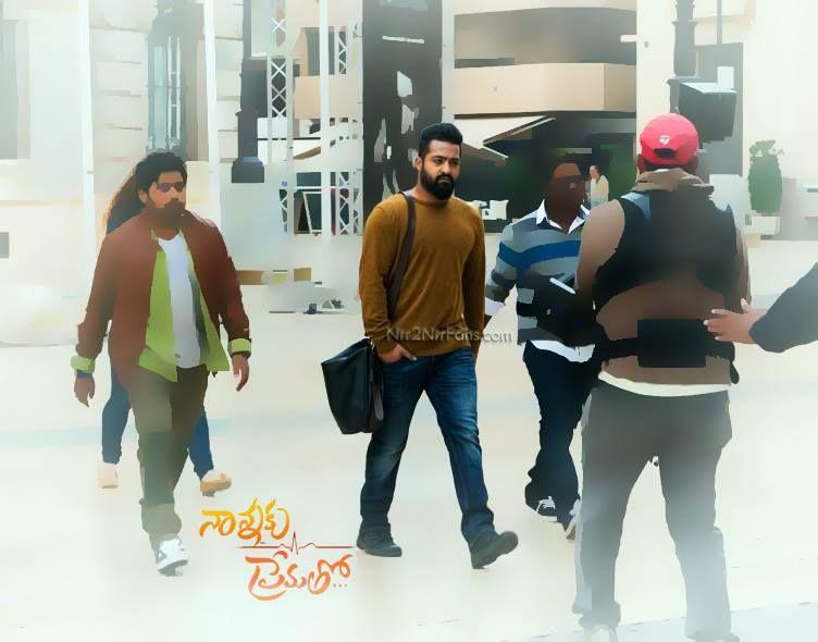 Nanaku Prematho movie team spoted at shooting place