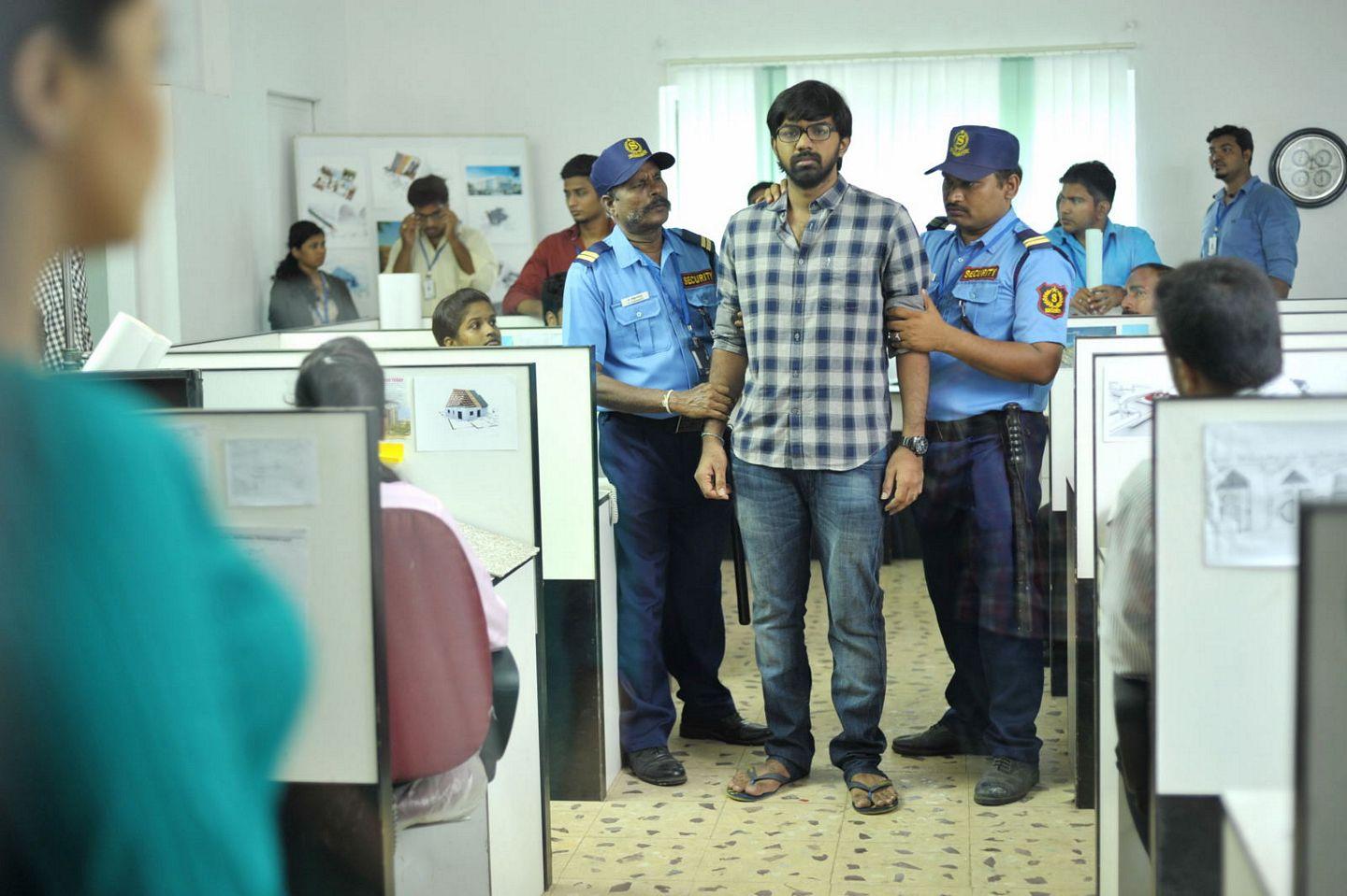 Nannu Vadili Neevu Polevule Movie Stills