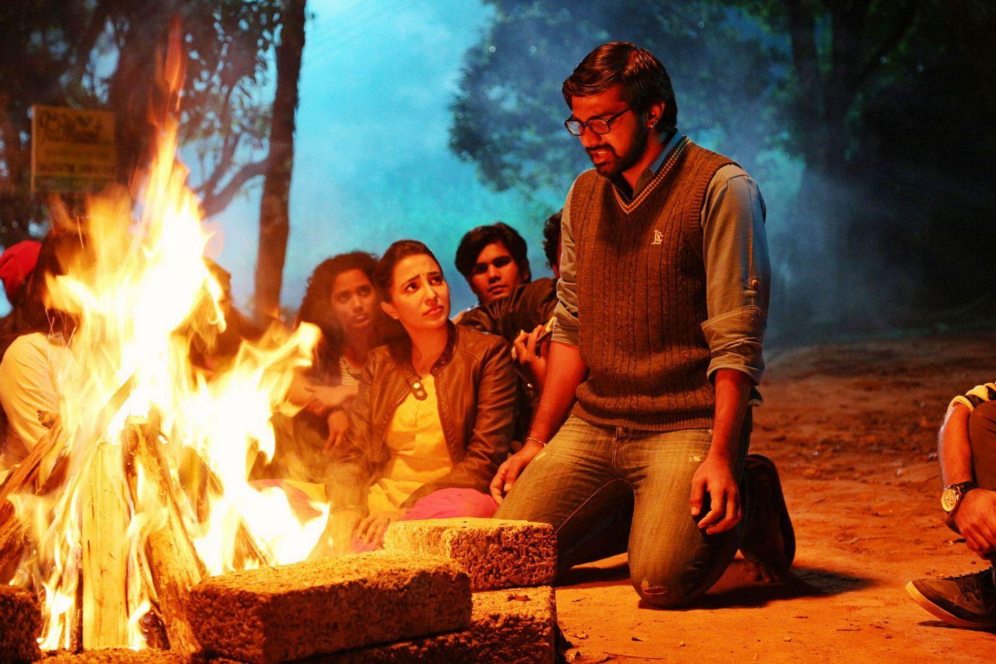 Nannu Vadili Neevu Polevule Movie Stills