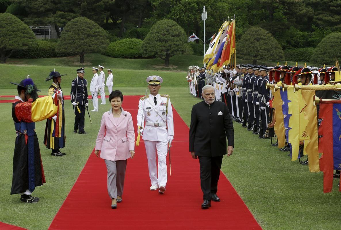 Narendra Modi south korea Photos