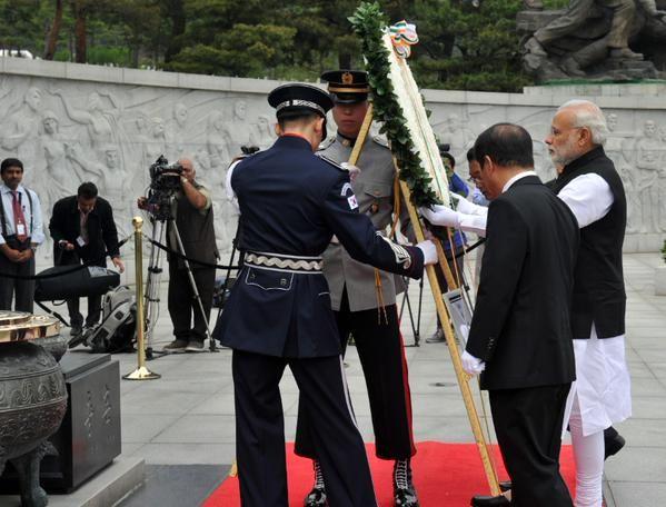 Narendra Modi south korea Photos