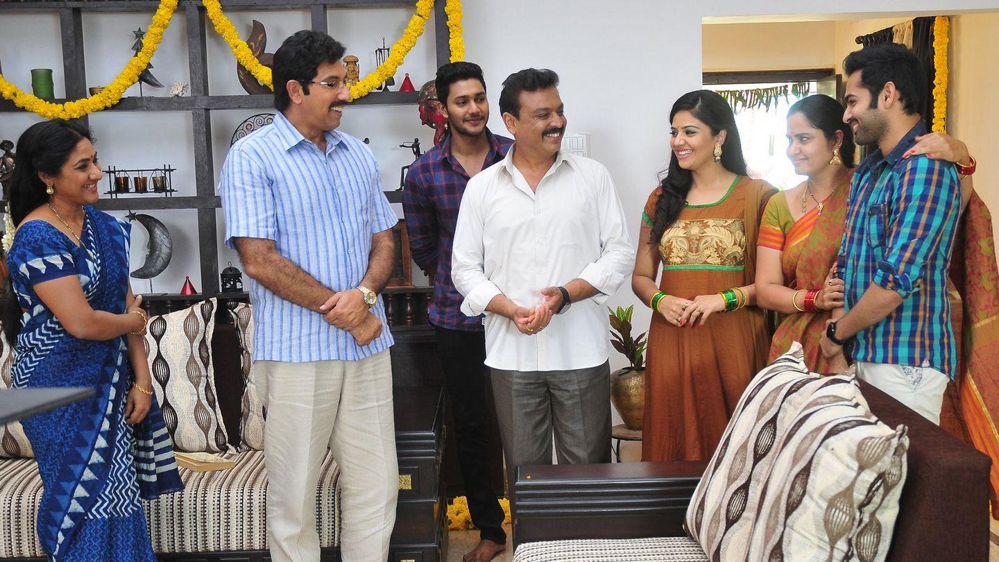 Nenu Sailaja Stills and Posters