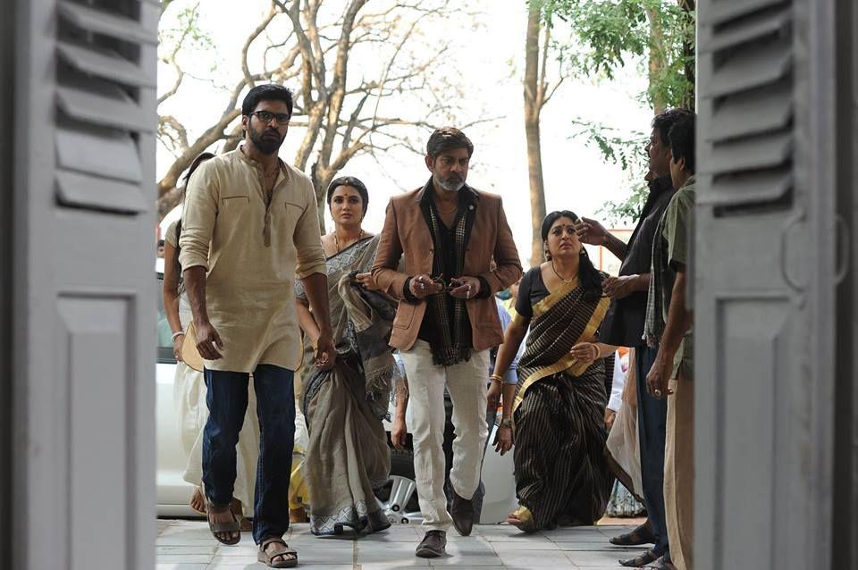 New Stills of Srimanthudu