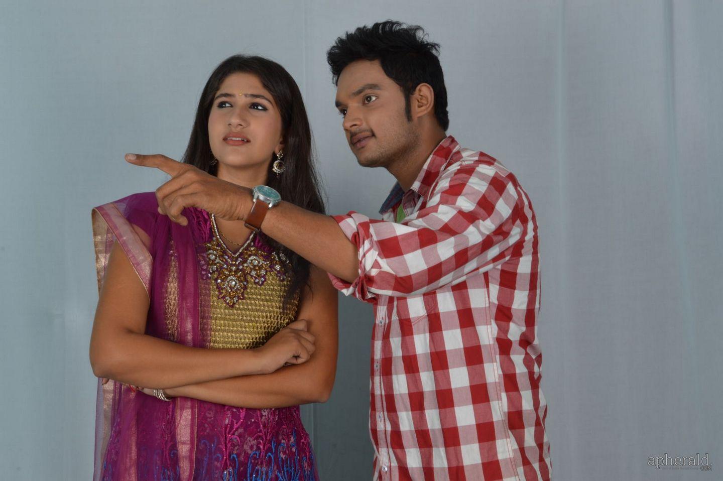 Niluvave Vaalu Kanula Daana Movie Stills