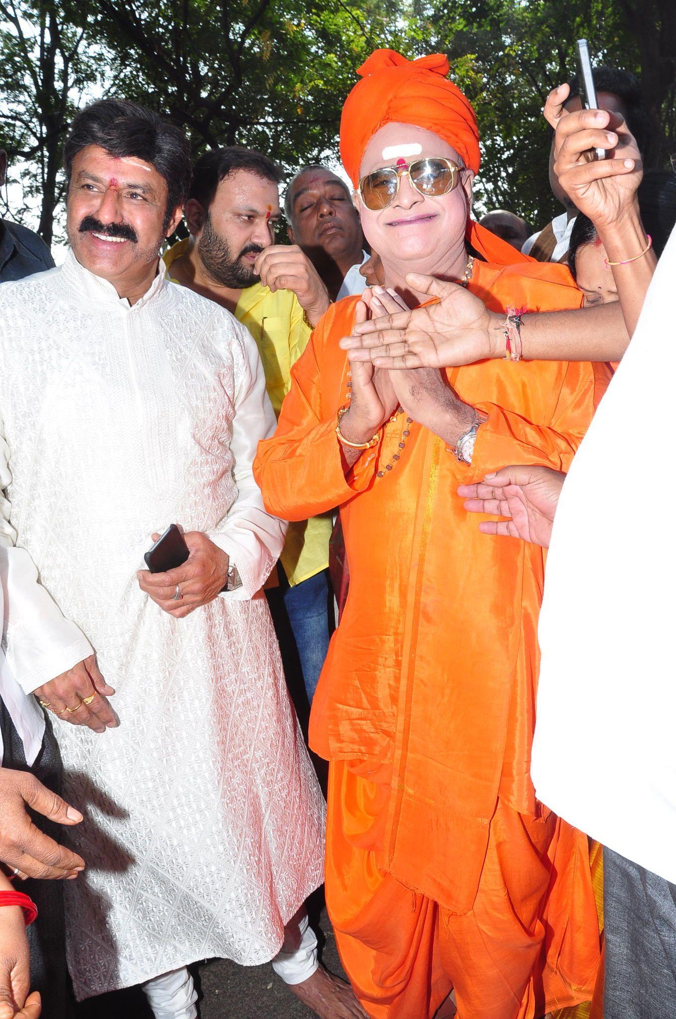 NTR's 20th Vardhanthi Photos At NTR Ghat