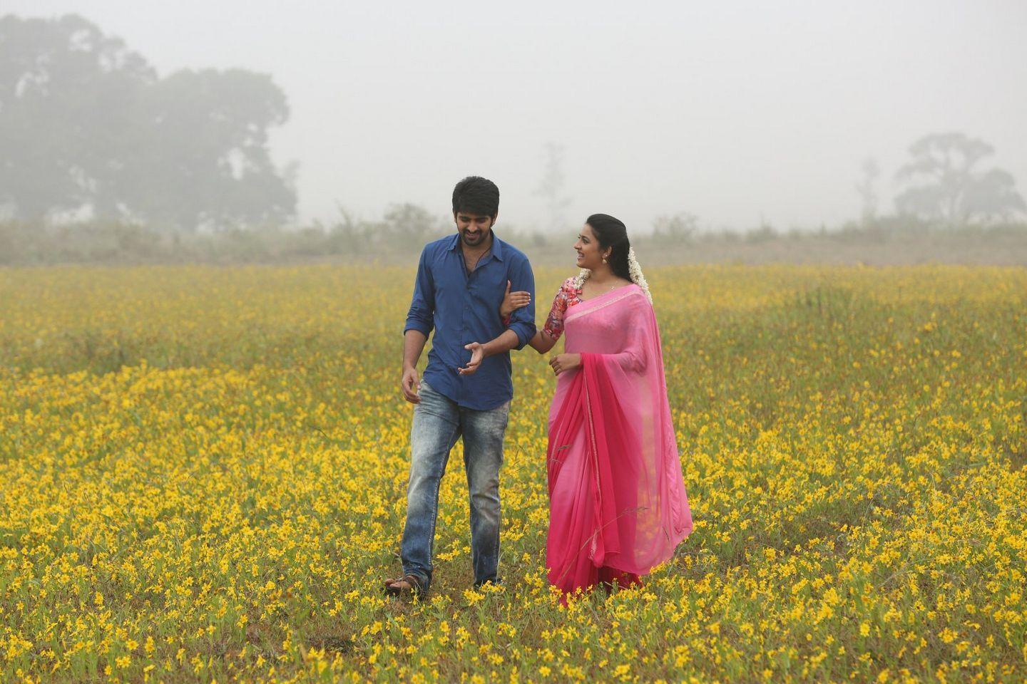 Oka Manasu Movie Latest Stills