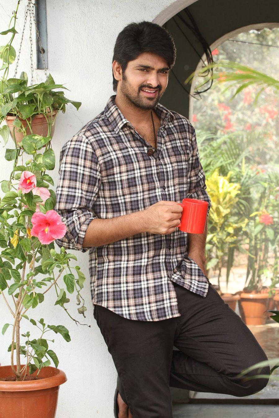 Oka Manasu Movie Latest Stills