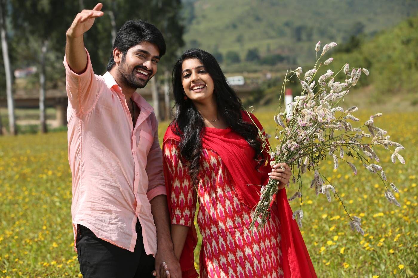 Oka Manasu Movie Working Stills