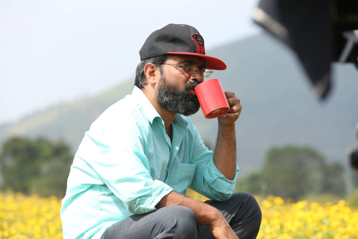 Oka Manasu Movie Working Stills