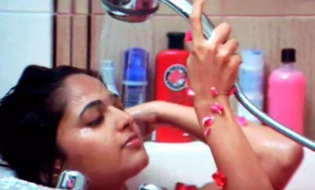 OMG!! Leaked Shocking Pictures of Bollywood Celebs